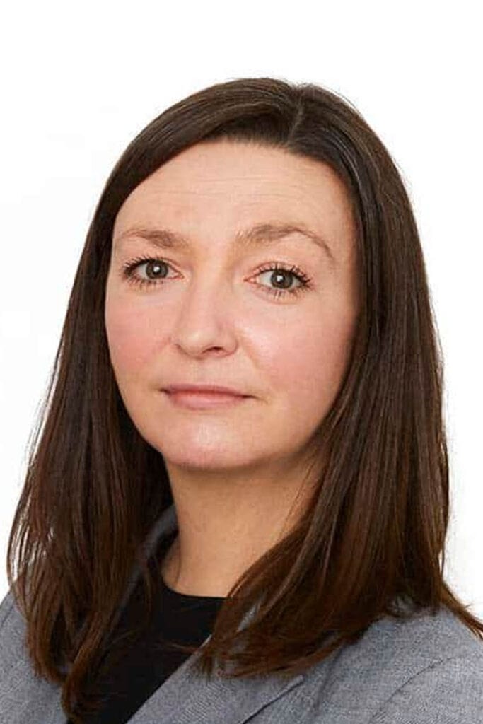 katha lunt headshot