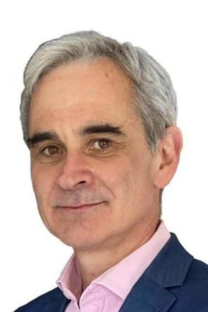 liam wall headshot