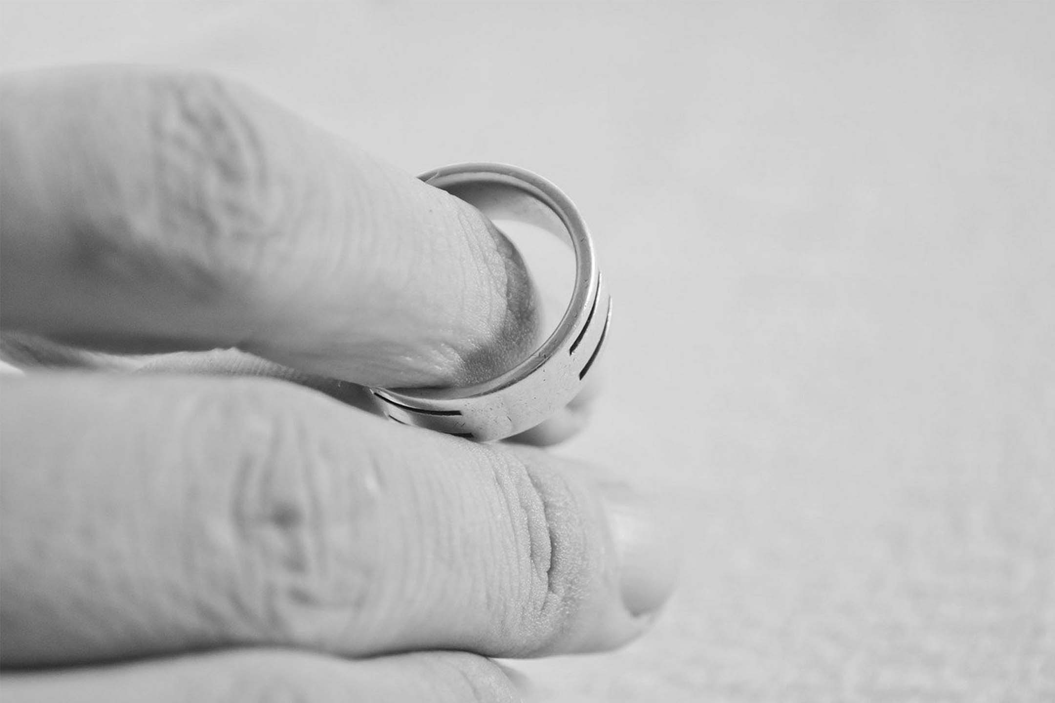 navigate divorce